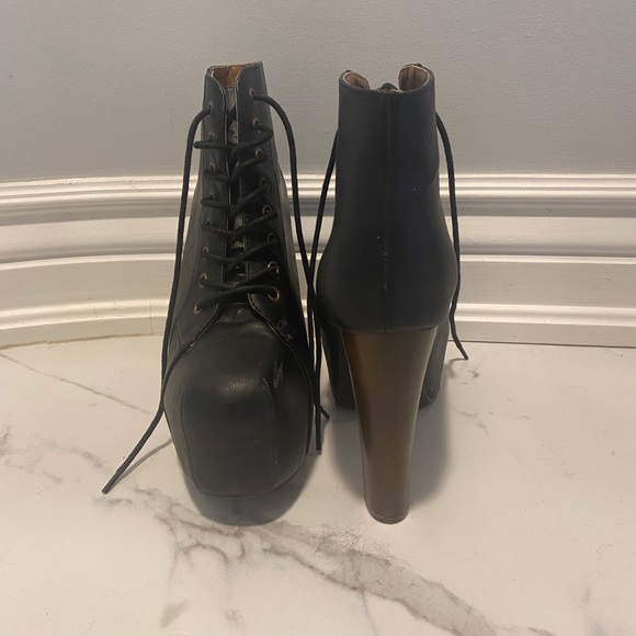 Chunky toe heels - Picture 2 of 2